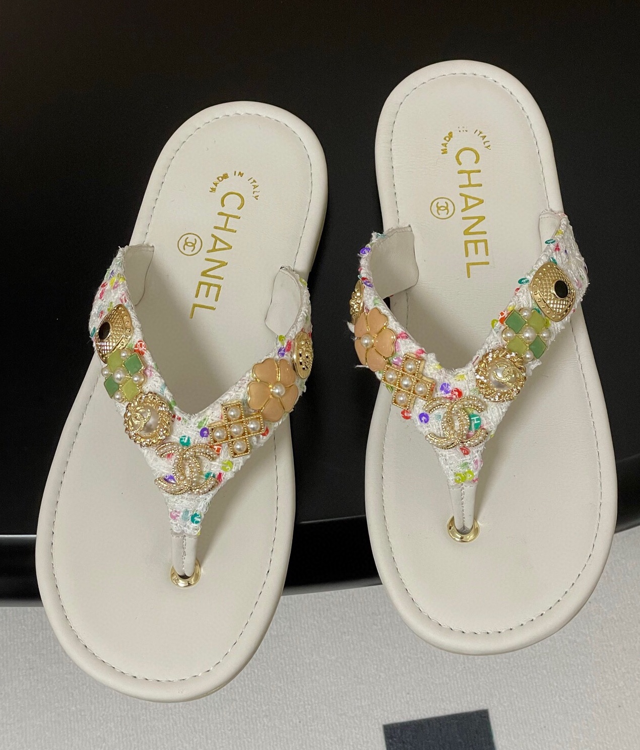 샤넬 2025 여성용 쪼리슬리퍼 WA5350 DN