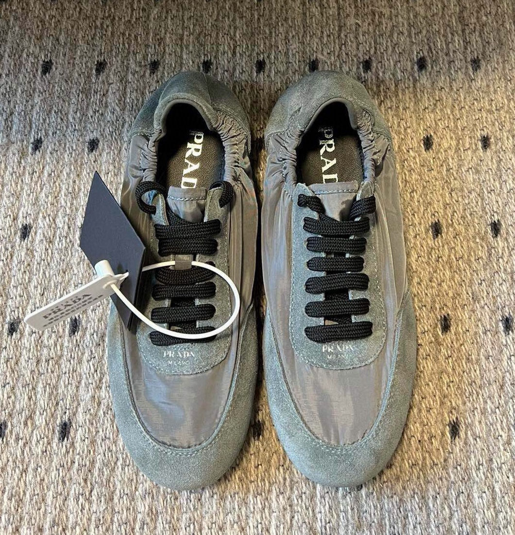 프라다 2025 여성용 스니커즈 WA5367 DN