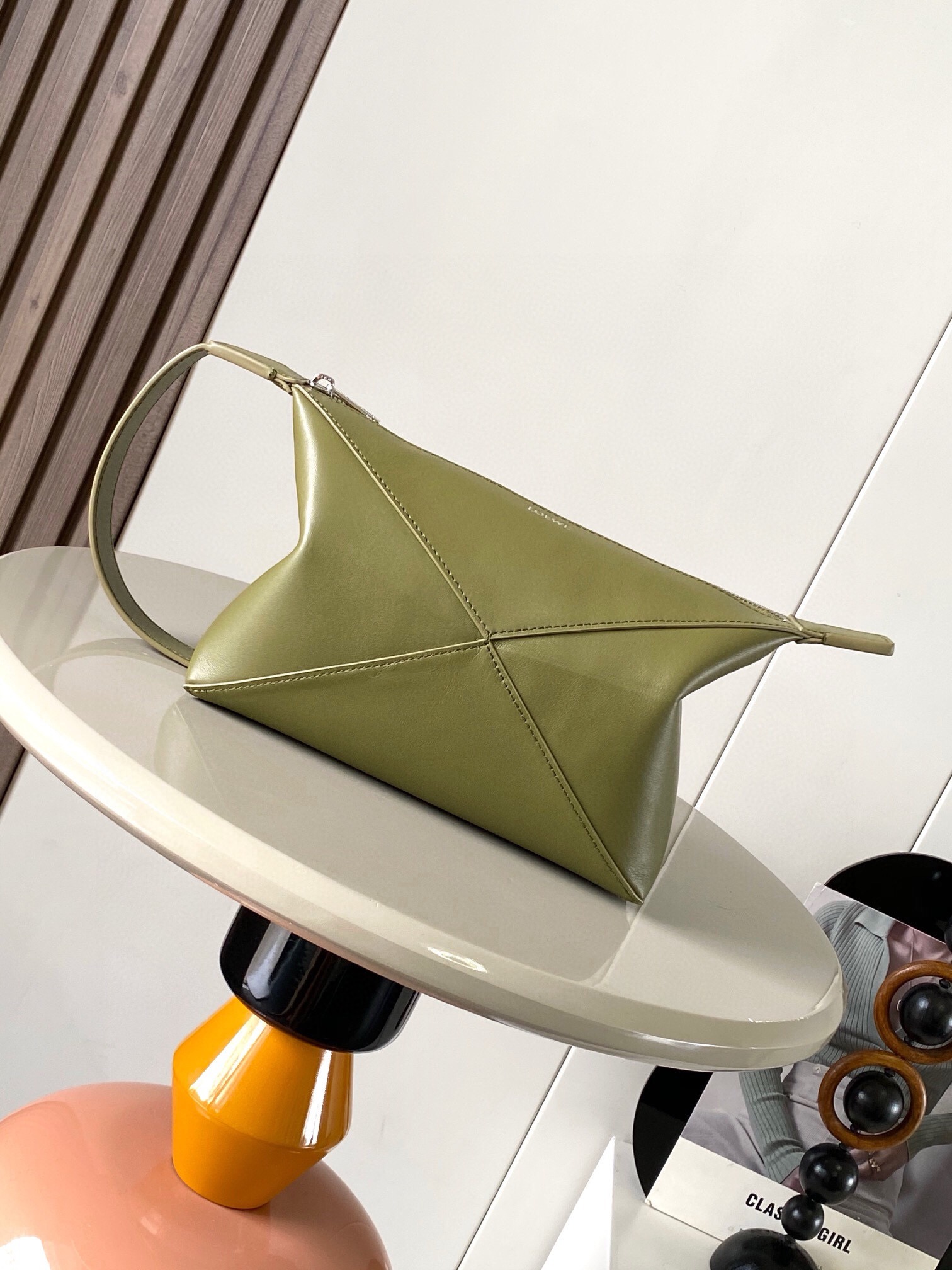 로에베 퍼즐 폴드 워시백-샤이니 카프시킨 어비스 그린 MNW