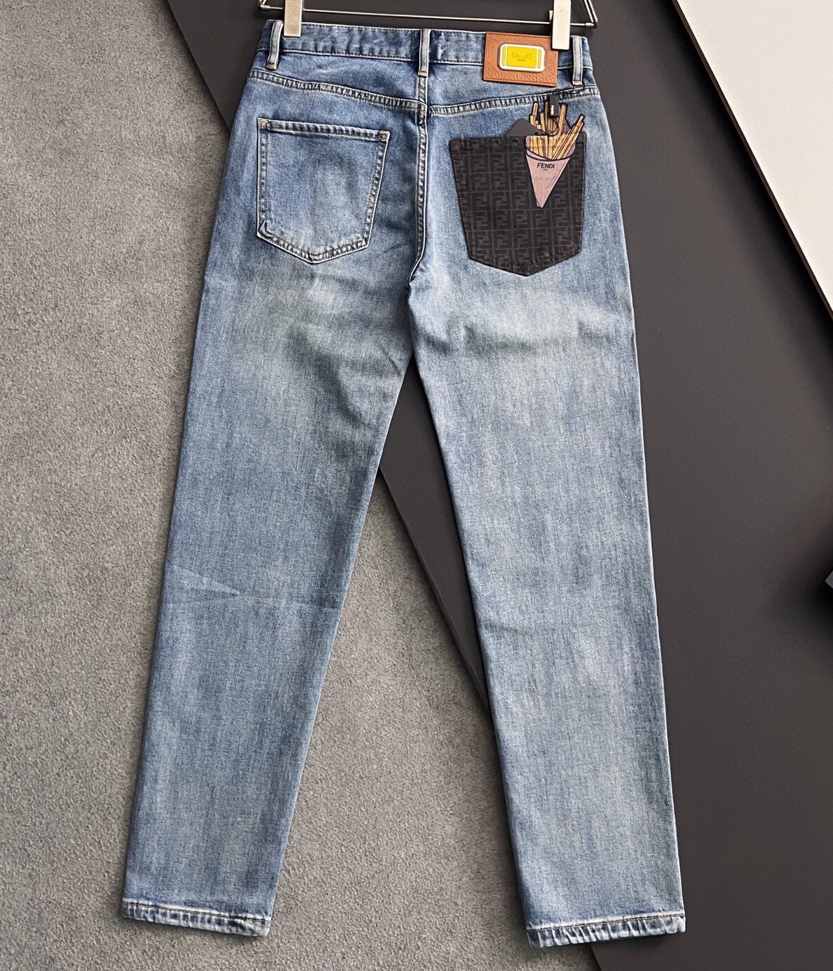 펜디 2025 남성용 청바지 FD528 YB