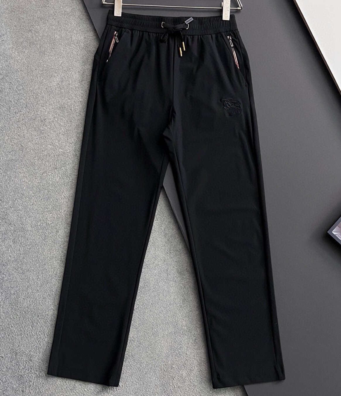 버버리 2025 남성용 바지 BU1222 YB