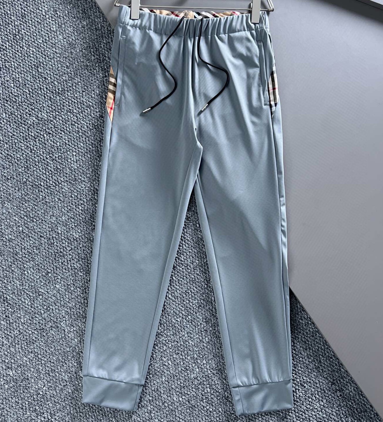 버버리 2025 남성용 바지 BU1226 YB