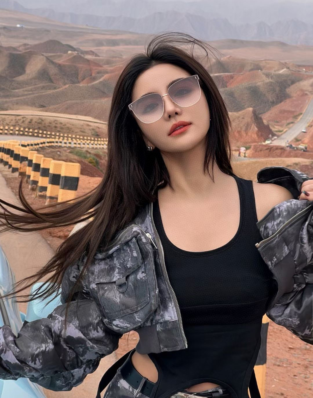 [홍콩명품.Christian Dior]크리스챤 디올  25SS 로고 연예인 여자 남자 선글라스 CD009 SG1-A 홍콩명품의류,구매대행,온라인명품