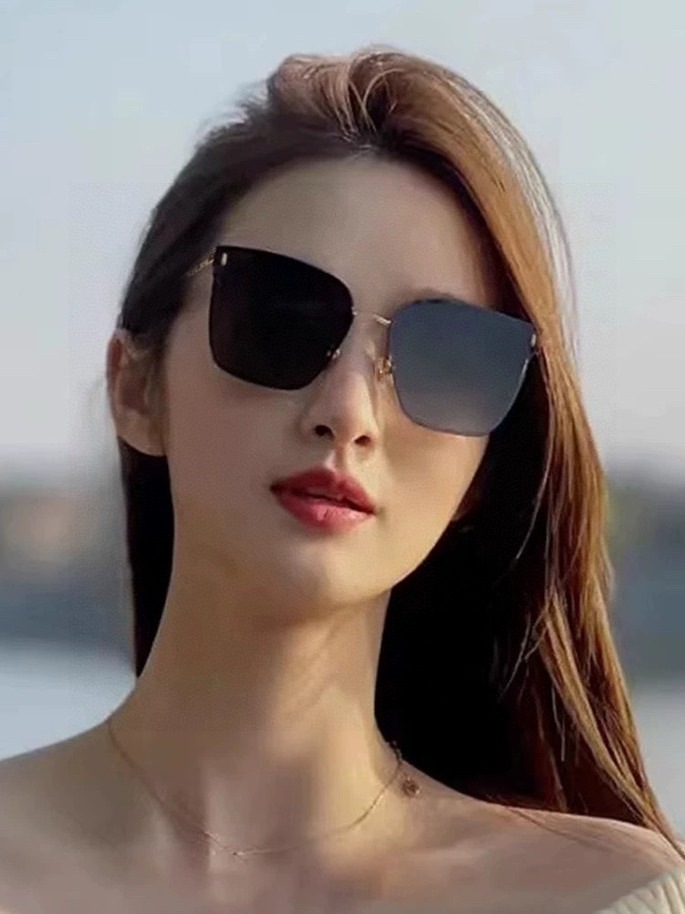 [홍콩명품.Christian Dior]크리스챤 디올  25SS 로고 연예인 여자 남자 선글라스 CD011 SG1-A 홍콩명품의류,구매대행,온라인명품