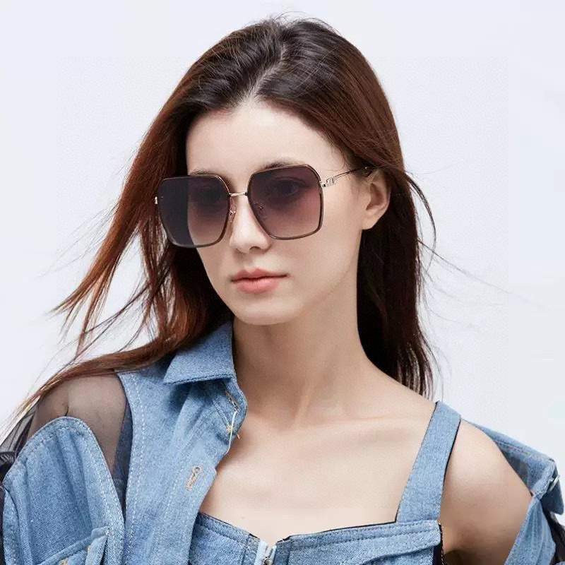 [홍콩명품.Christian Dior]크리스챤 디올  25SS 로고 연예인 여자 남자 선글라스 CD014 SG1-A 홍콩명품의류,구매대행,온라인명품