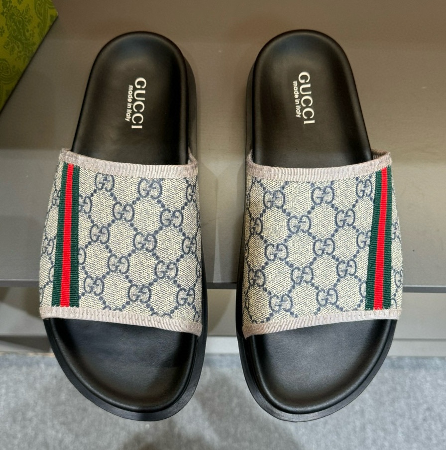 [홍콩명품.GUCCI] 구찌 2025 남성용 슬리퍼 GC240 SH-E 홍콩명품의류,구매대행,온라인명품