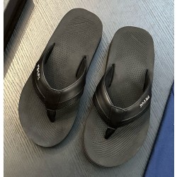 [홍콩명품.PRADA] 프라다 2025 남성용 슬리퍼 PD556 SH-E 홍콩명품의류,구매대행,온라인명품