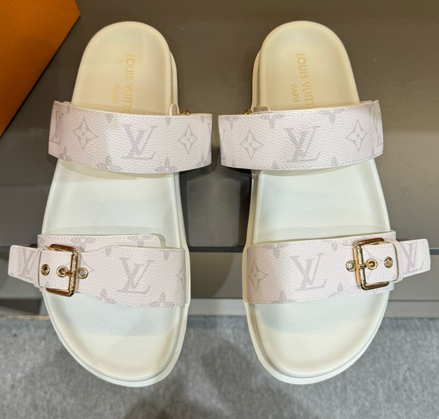 [홍콩명품.Louis Vuitton] 루이비통 2025 남성용 슬리퍼 LV738 SH-E 홍콩명품의류,구매대행,온라인명품