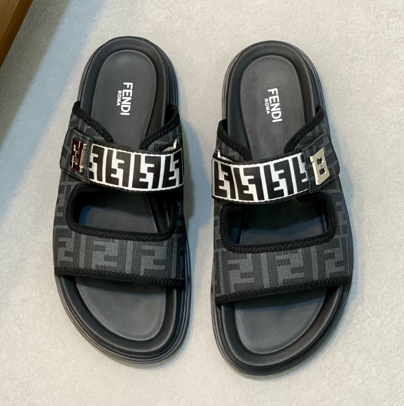 [홍콩명품.FENDI] 펜디 2025 남성용 슬리퍼 FD131 SH-E 홍콩명품의류,구매대행,온라인명품
