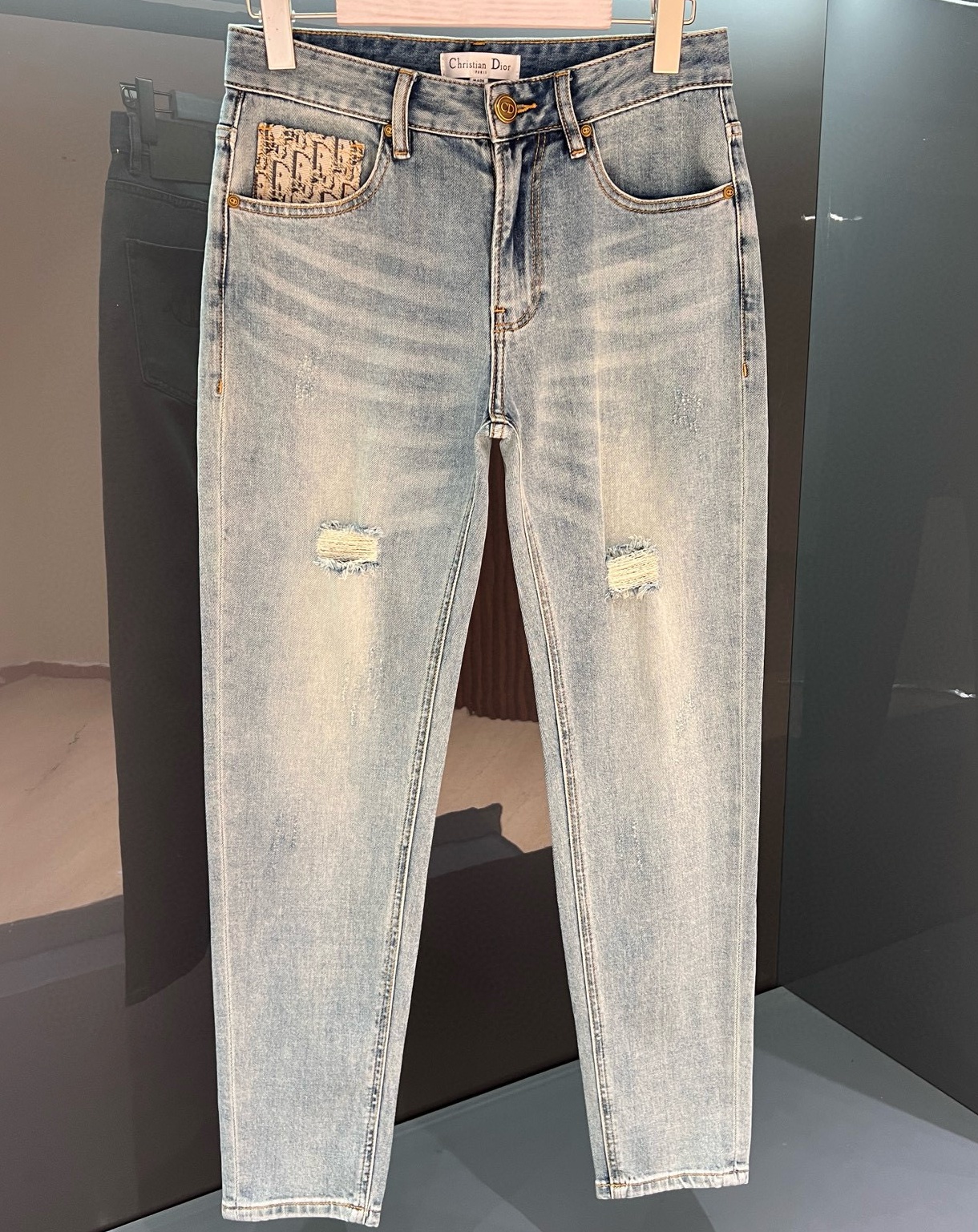 [홍콩명품.Christian Dior]크리스챤 디올 2025 남성용 청바지 CD869 YB 홍콩명품의류,구매대행,온라인명품