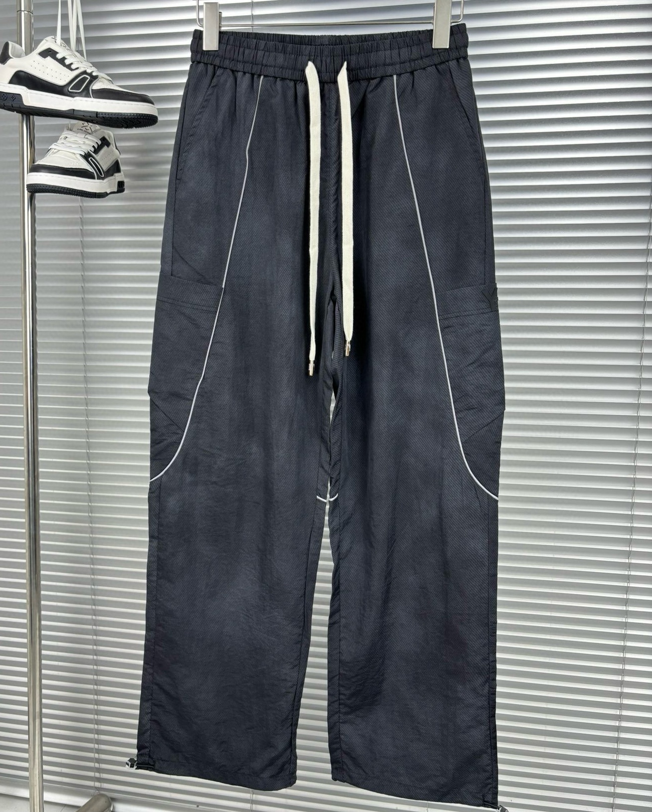 [홍콩명품]  요지야마모토 2025 남성용 바지 YM036 PD 홍콩명품의류,구매대행,온라인명품