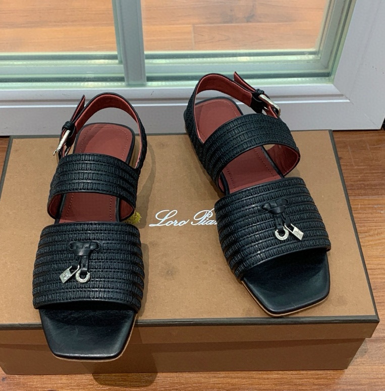 [홍콩명품.loro piana] 로로피아나 2025 여성용 샌들 WA5675 JS-A 홍콩명품의류,구매대행,온라인명품
