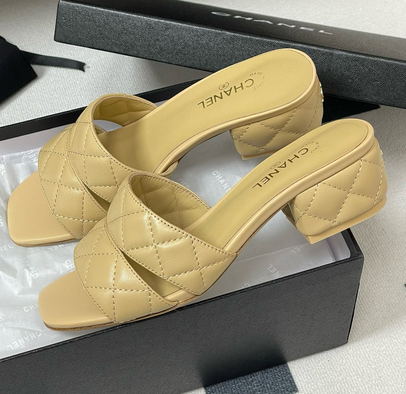 [홍콩명품.CHANEL] 샤넬 2025 여성용 슬리퍼 WA5689 JS-A 홍콩명품의류,구매대행,온라인명품