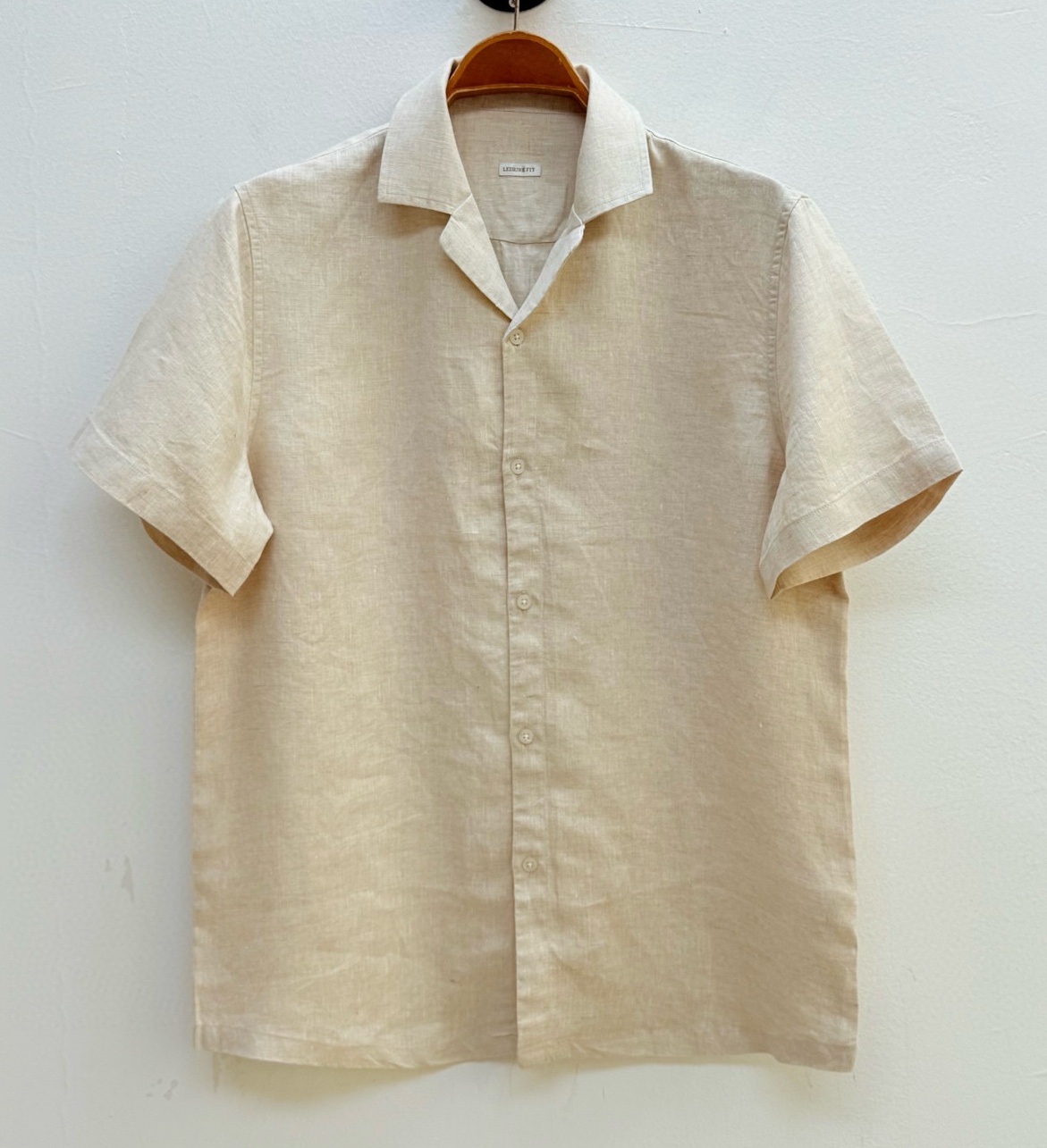 [홍콩명품.BRUNELLO CUCINELLI]브루넬로 쿠치넬리 2025 남성용 린넨 반팔셔츠 BL1199 HD 홍콩명품의류,구매대행,온라인명품