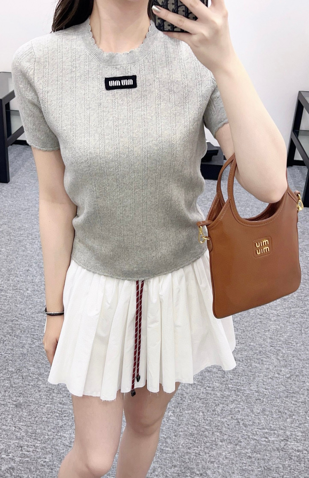 [홍콩명품.MIUMIU ]  미우미우 2025 여성용 반팔 WA5722 JS-A 홍콩명품의류,구매대행,온라인명품