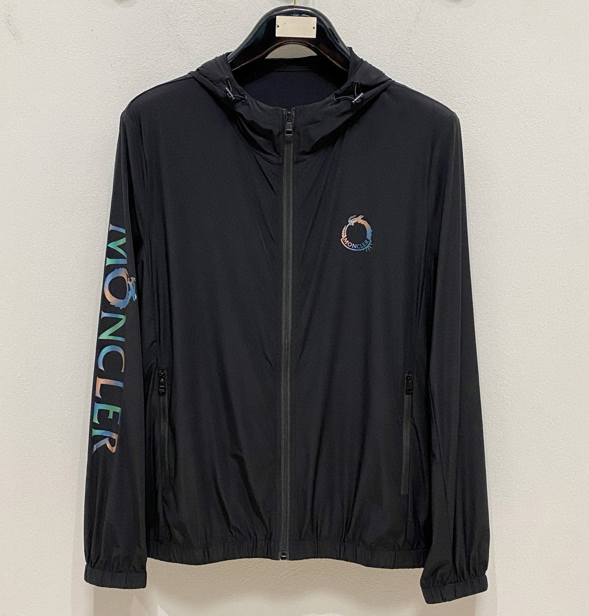 [홍콩명품.MONCLER] 몽클레어 2025 남성용 바람막이 자켓 MQ1315 PD 홍콩명품의류,구매대행,온라인명품