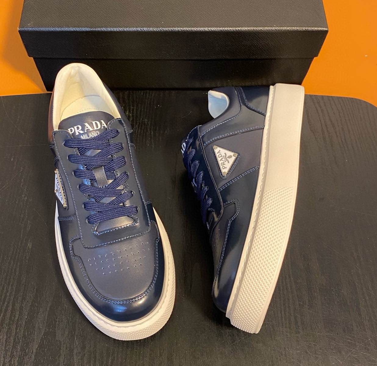 [홍콩명품.PRADA] 프라다 2025 남성용 스니커즈 PD561 SH-E 홍콩명품의류,구매대행,온라인명품