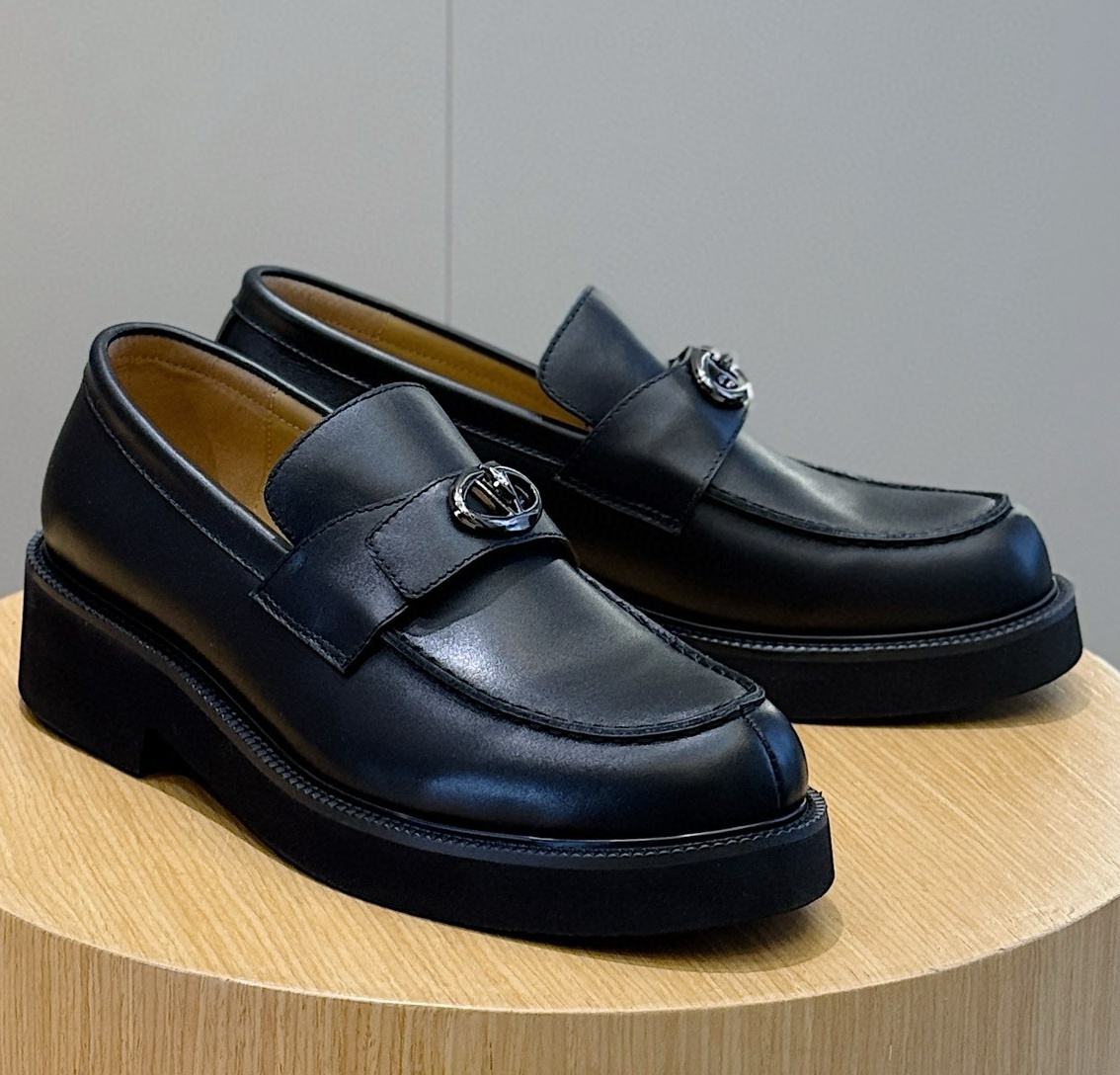 [홍콩명품.VALENTINO]발렌티노 2025 남성용 로퍼 VT231 SH-E 홍콩명품의류,구매대행,온라인명품