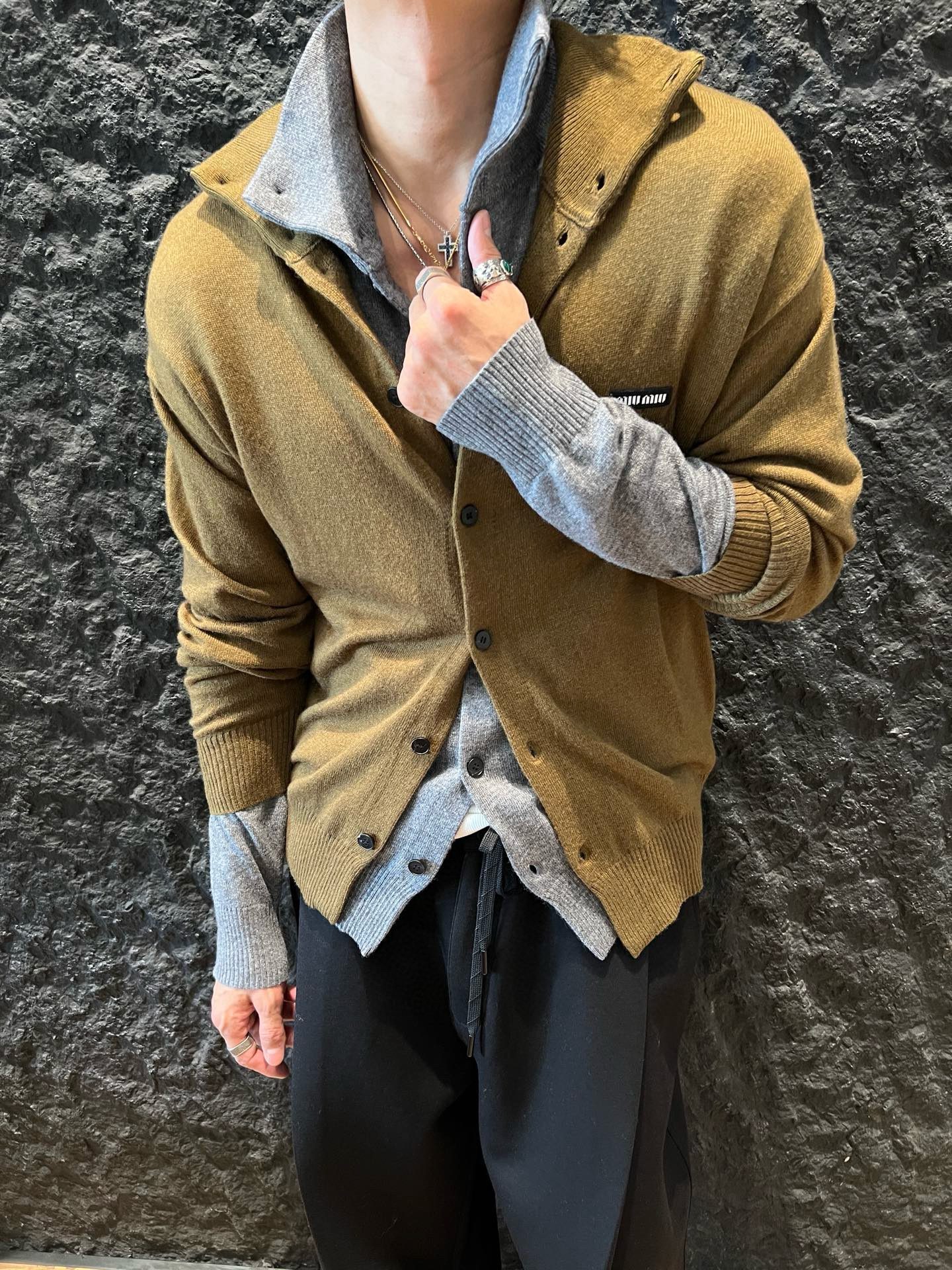 [홍콩명품,MIU MIU] 미우미우 2025 울 가디건 MM052 HD 홍콩명품의류,구매대행,온라인명품