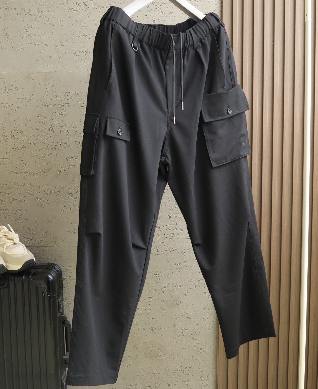 [홍콩명품] 요지야마모토 2025 남성용 바지 YM042 YB 홍콩명품의류,구매대행,온라인명품