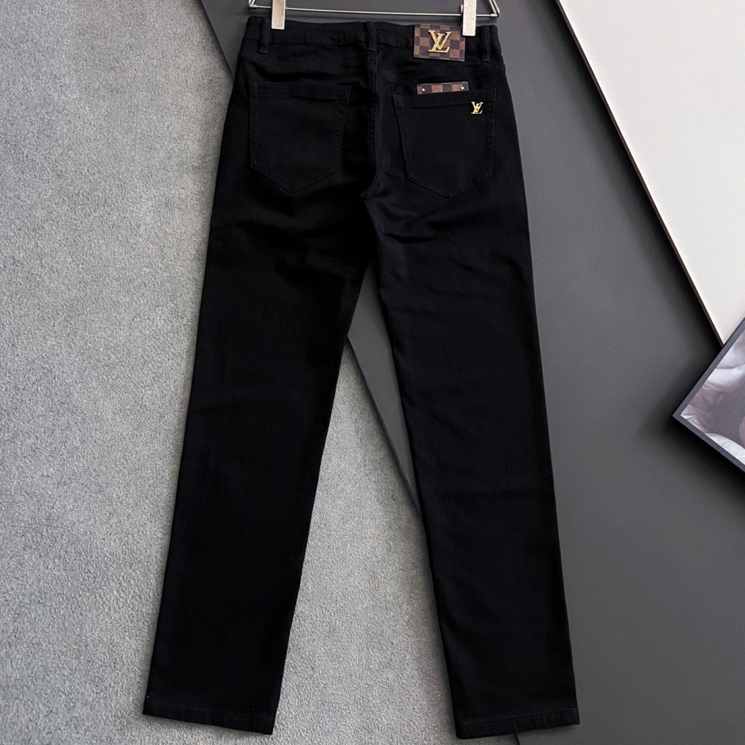 [홍콩명품.LOUIS VUITTON] 루이비통 2025 남성용 청바지 LV2045 YB 홍콩명품의류,구매대행,온라인명품