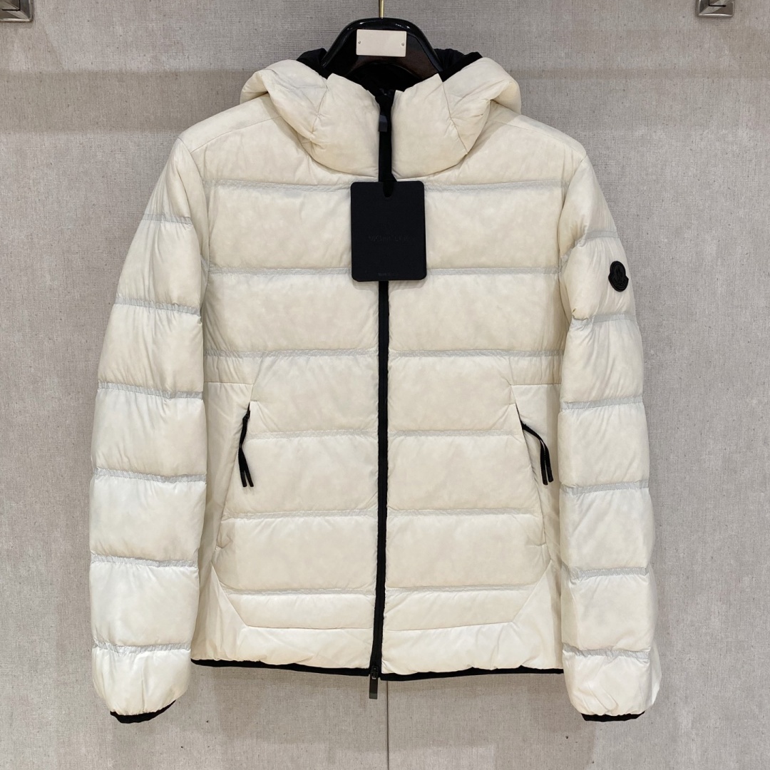 [홍콩명품.MONCLER] 몽클레어 2025 남성용 구스다운 패딩자켓 MQ1386 YB 홍콩명품의류,구매대행,온라인명품