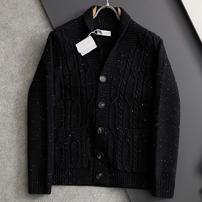 [홍콩명품.BRUNELLO CUCINELLI]브루넬로 쿠치넬리 2025 남성용 니트 가디건 BL1284 YB 홍콩명품의류,구매대행,온라인명품