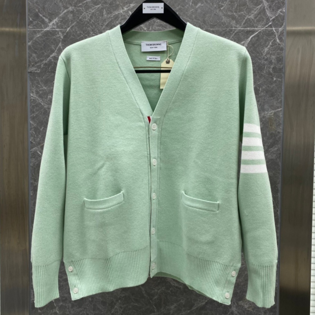 [홍콩명품.THOM BROWNE ] 톰 브라운 2025 남성용 니트 가디건 TB1295 TB 홍콩명품의류,구매대행,온라인명품