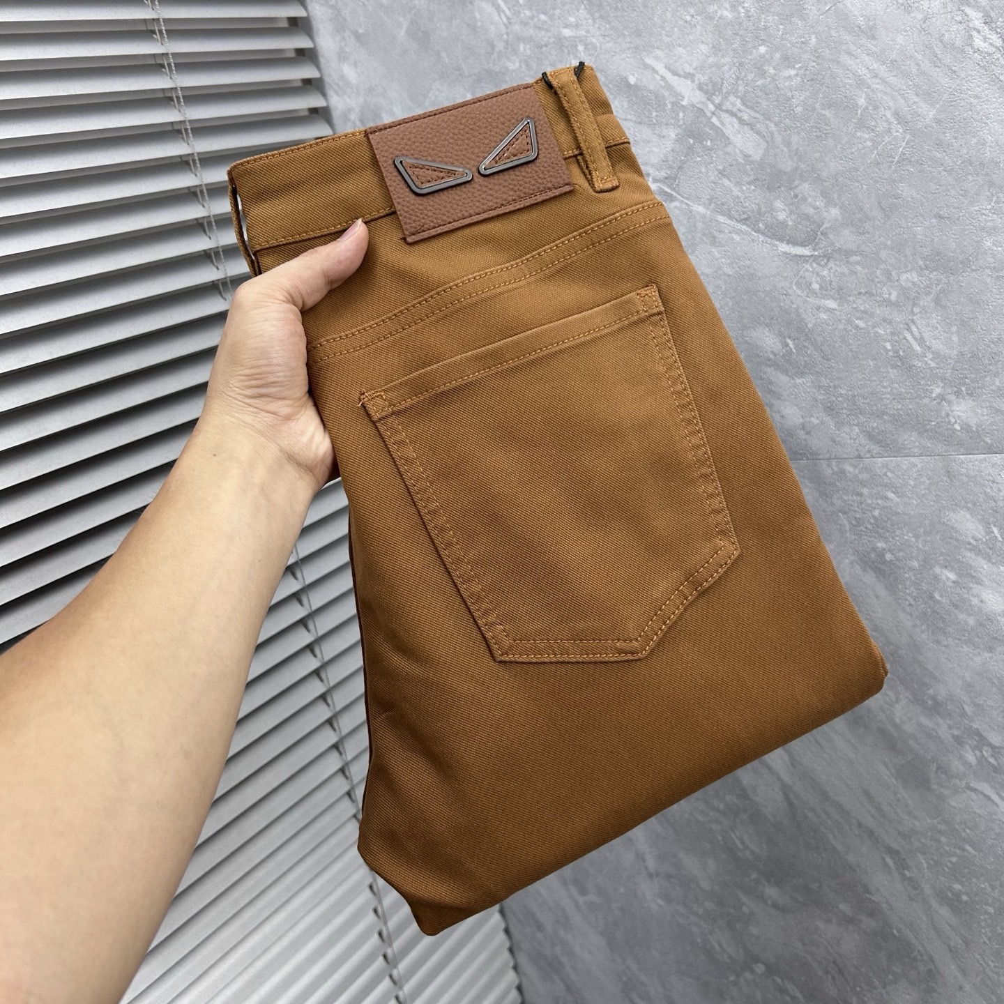 [홍콩명품,FENDI] 펜디 2025 남성용 청바지 FD634 YB 홍콩명품의류,구매대행,온라인명품