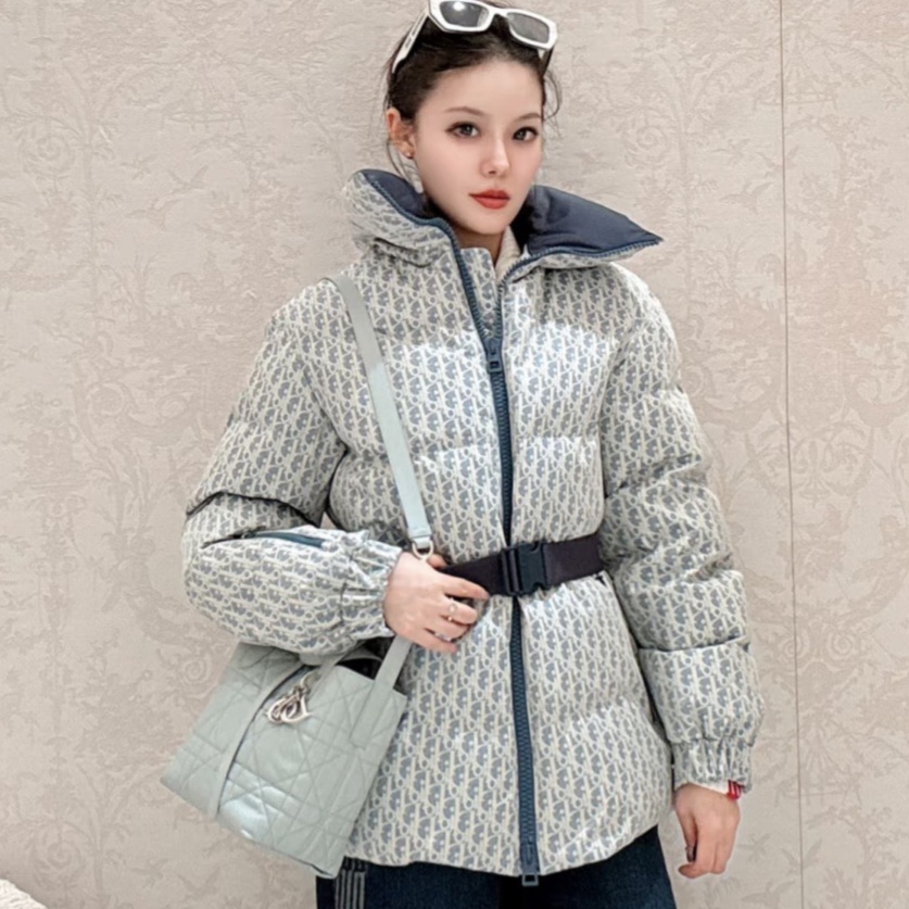 [홍콩명품.Christian Dior]크리스챤 디올 2025 여성 구스다운 패딩 WA6032 JS  홍콩명품의류,구매대행,온라인명품