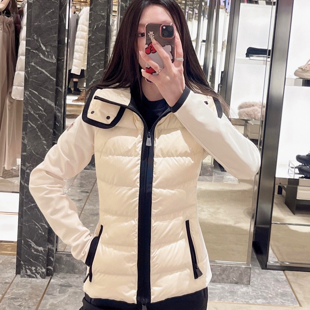 [홍콩명품.MONCLER] 몽클레어 2025 여성 구스다운 패딩 WA6037 JS 홍콩명품의류,구매대행,온라인명품