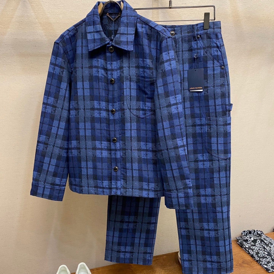 [홍콩명품.LOUIS VUITTON] 루이비통 2025 남성용  자켓세트  LV2211 HD 홍콩명품의류,구매대행,온라인명품