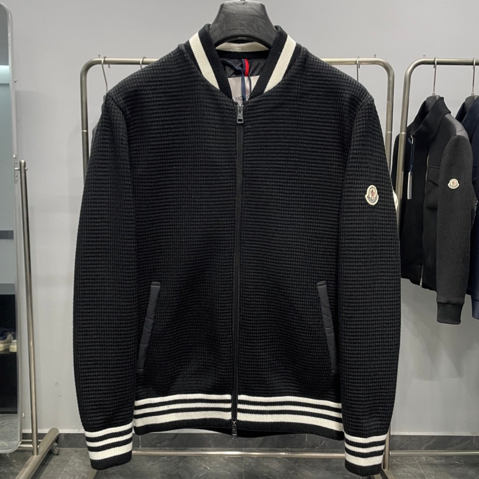 [홍콩명품.MONCLER] 몽클레어 2025 남성용 덕다운 패딩자켓 MQ1479 YB 홍콩명품의류,구매대행,온라인명품