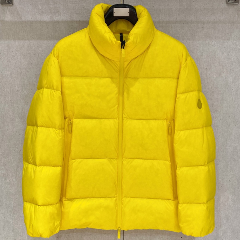 [홍콩명품.MONCLER] 몽클레어 2025 남성용 덕다운 패딩자켓 MQ1481 YB 홍콩명품의류,구매대행,온라인명품