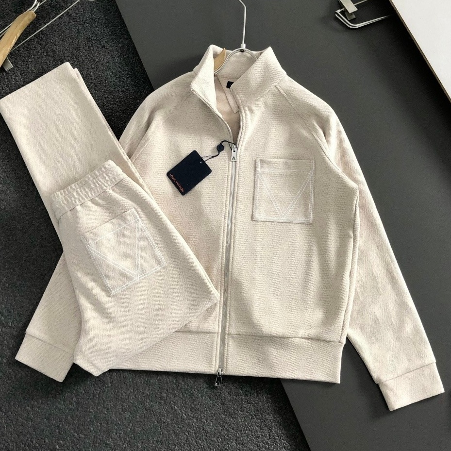 [홍콩명품.LOUIS VUITTON] 루이비통 2025 남성용 자켓세트 LV2293 YB 홍콩명품의류,구매대행,온라인명품