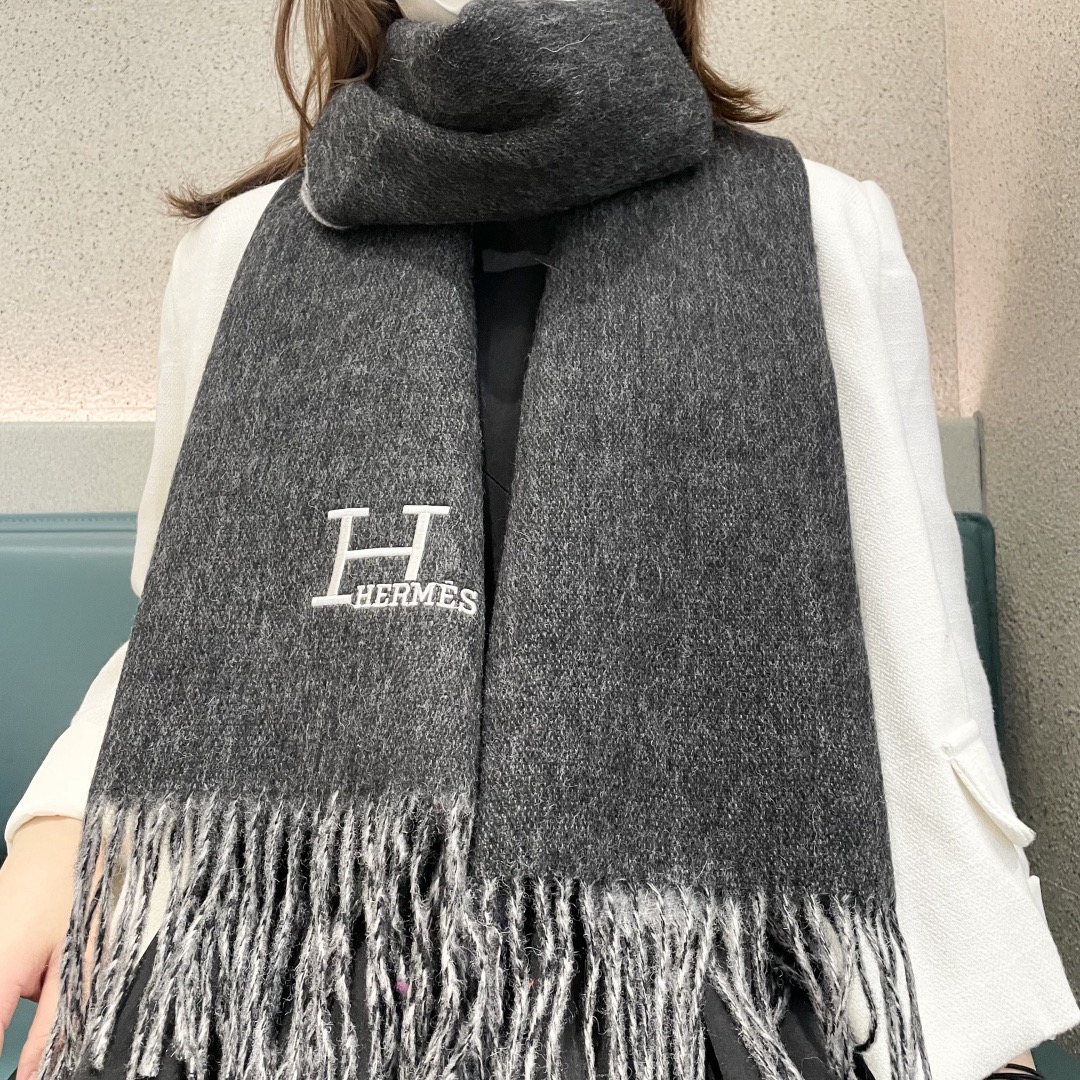 [홍콩명품.HERMES] 에르메스 2025 남여공용 캐시미어 스카프 SN1069 SG1 홍콩명품의류,구매대행,온라인명품