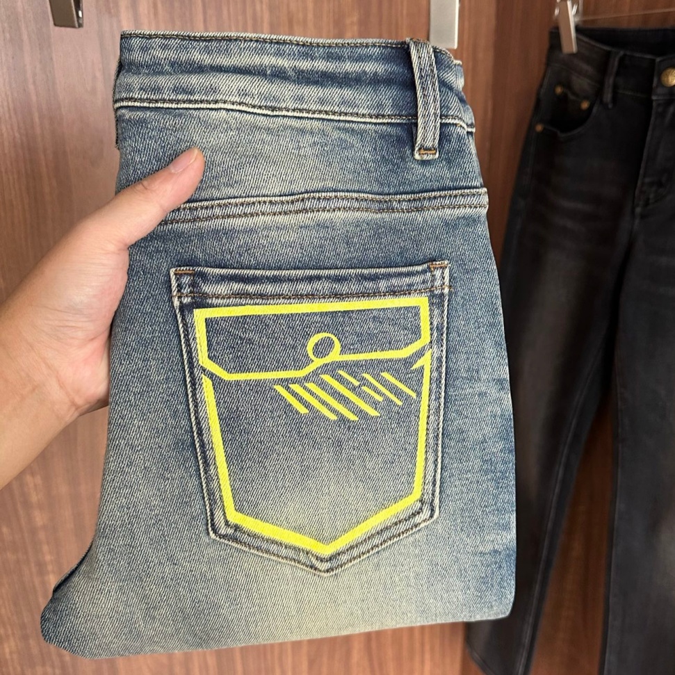 [홍콩명품,FENDI] 펜디 2025 남성용 청바지 FD675 PD 홍콩명품의류,구매대행,온라인명품