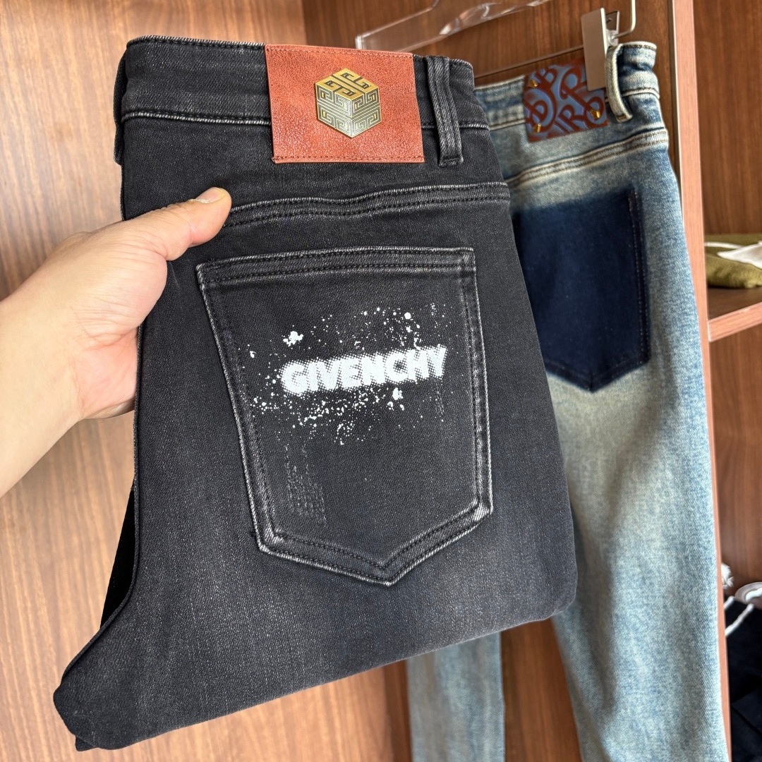 [홍콩명품.GIVENCHY] 지방시 2025 남성용 청바지 GV248 YB 홍콩명품의류,구매대행,온라인명품