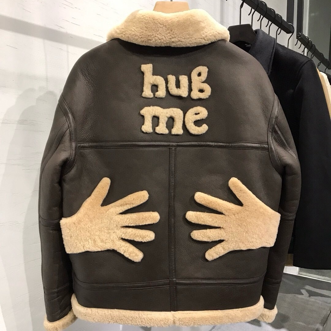 [홍콩명품.MOSCHINO] 모스키토 2025 남성용 모피일체 양가죽코트 GT354 HD 홍콩명품의류,구매대행,온라인명품