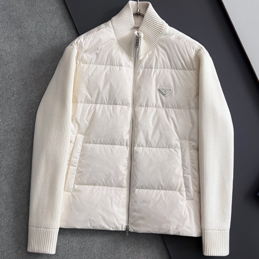 [홍콩명품.PRADA] 프라다 2026 남성용 덕다운 패딩 PD1638 PD 홍콩명품의류,구매대행,온라인명품