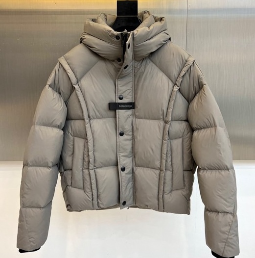 [홍콩명품.BALENCIAGA] 발렌시아가 2026 남성용 덕다운 패딩 BL1315 PD 홍콩명품의류,구매대행,온라인명품