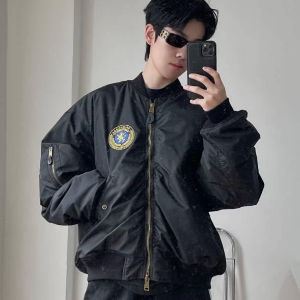 [홍콩명품.BALENCIAGA] 발렌시아가 2026 남성용 자켓 BL1327 HHB 홍콩명품의류,구매대행,온라인명품