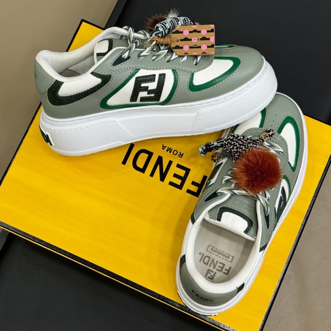 [홍콩명품,FENDI] 펜디 2026 여성용 스니커즈 운동화 WA6105 DN 홍콩명품의류,구매대행,온라인명품