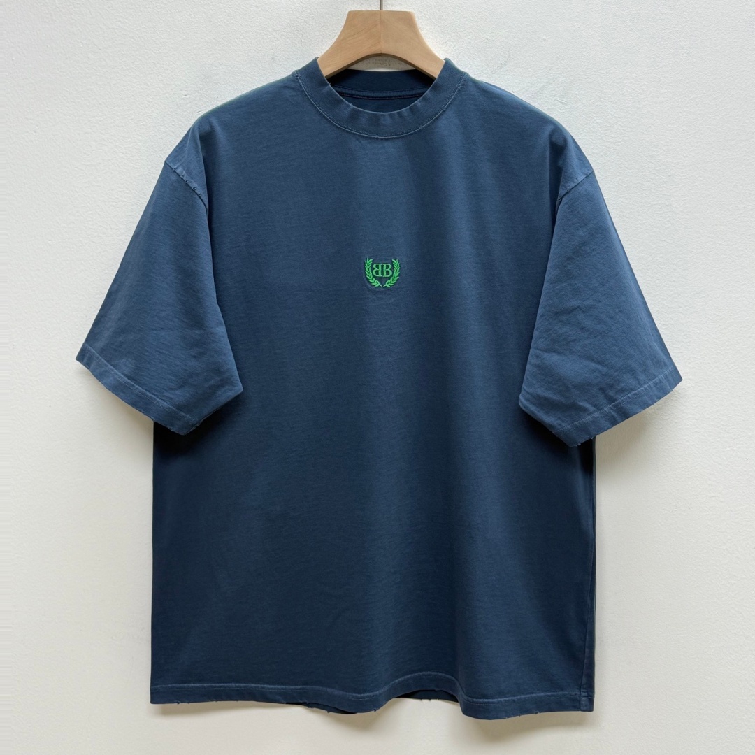 [홍콩명품.BALENCIAGA] 발렌시아가 2026 남성용 반팔 BL1358 HD  홍콩명품의류,구매대행,온라인명품