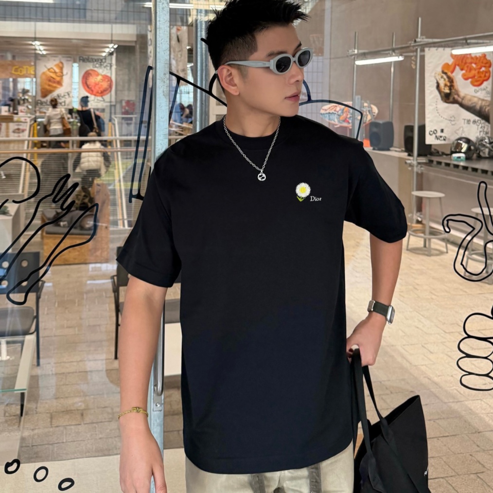 [홍콩명품.Christian Dior] 크리스챤 디올 2026 남성용 반팔티 CD1595 PD 홍콩명품의류,구매대행,온라인명품