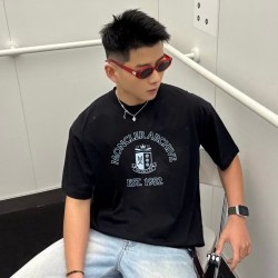 [홍콩명품.MONCLER] 몽클레어 2026 남성용 반팔티 MQ1676 PD 홍콩명품의류,구매대행,온라인명품