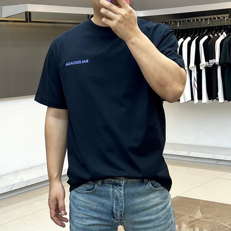 [홍콩명품.BALENCIAGA] 발렌시아가 2026 남성용 반팔 BL1384 PD 홍콩명품의류,구매대행,온라인명품