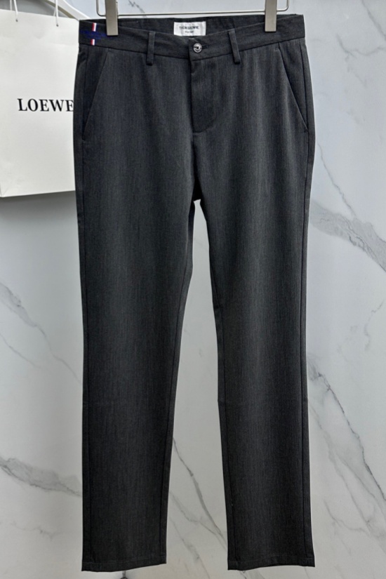 [홍콩명품.THOM BROWNE ] 톰 브라운 2026 남성용 바지 TB1412 PD 홍콩명품의류,구매대행,온라인명품