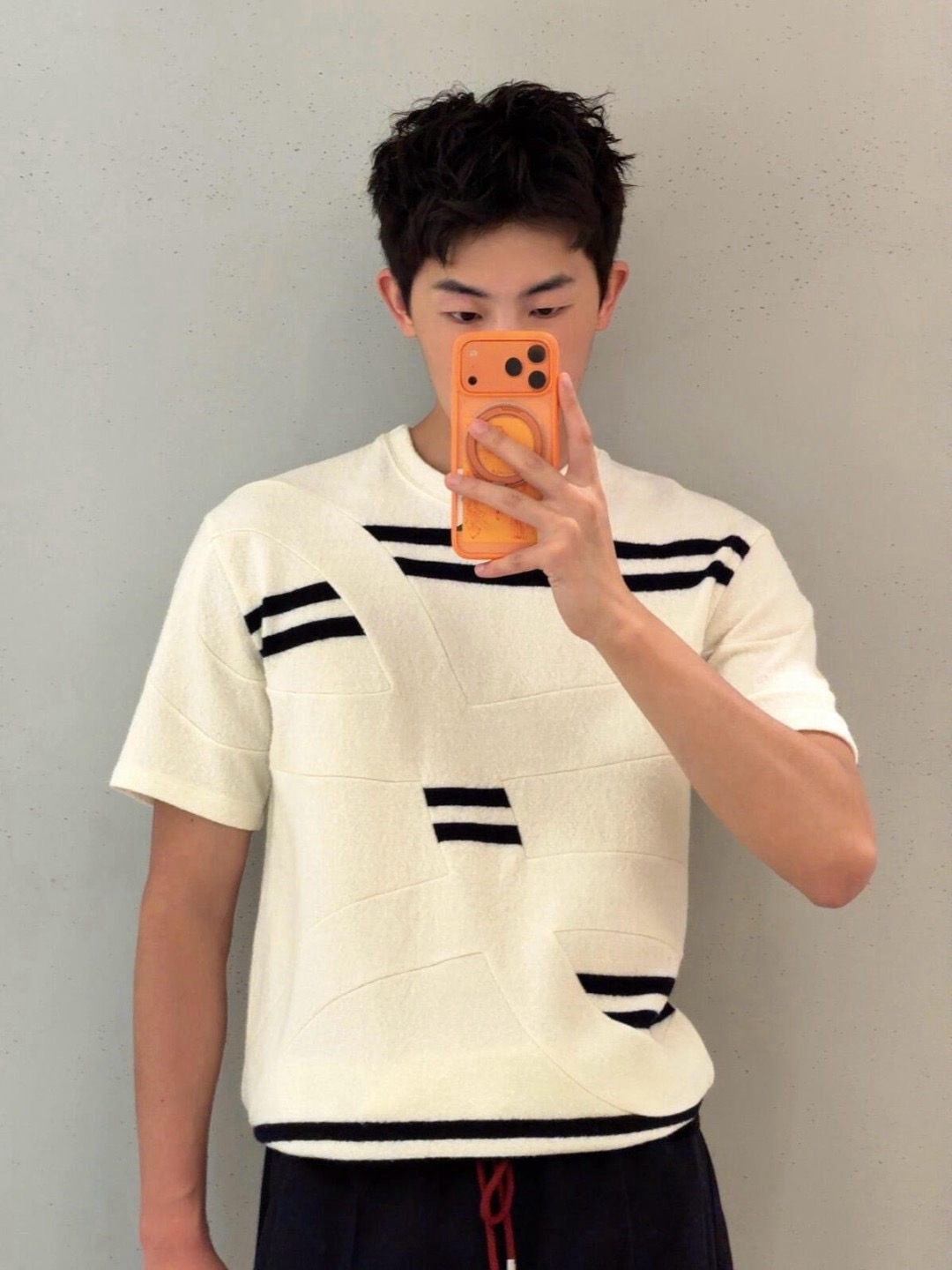 [홍콩명품.LOEWE] 로에베 2026 남성 니트반팔 LE539 HD 홍콩명품의류,구매대행,온라인명품