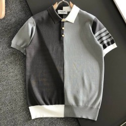 [홍콩명품.THOM BROWNE ] 톰 브라운 2026 남성용 니트반팔 TB1421 PD 홍콩명품의류,구매대행,온라인명품